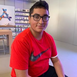 Meet your Posher, Jonny